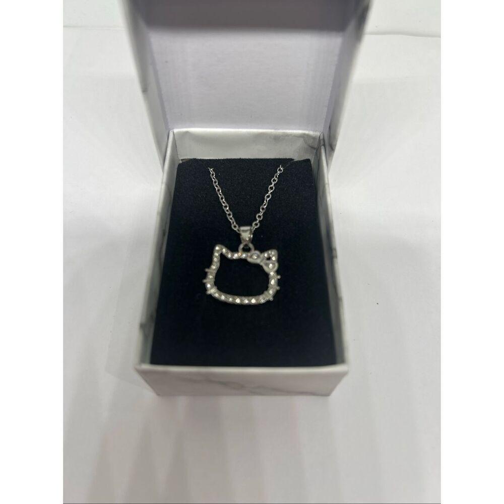 ✨ Hello Kitty Rhinestone Outline Necklace – Silver Tone – Gift Box Included